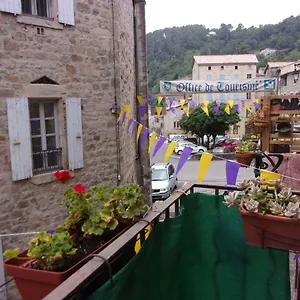 Hébergement de vacances Triplex Douillet, Largentière